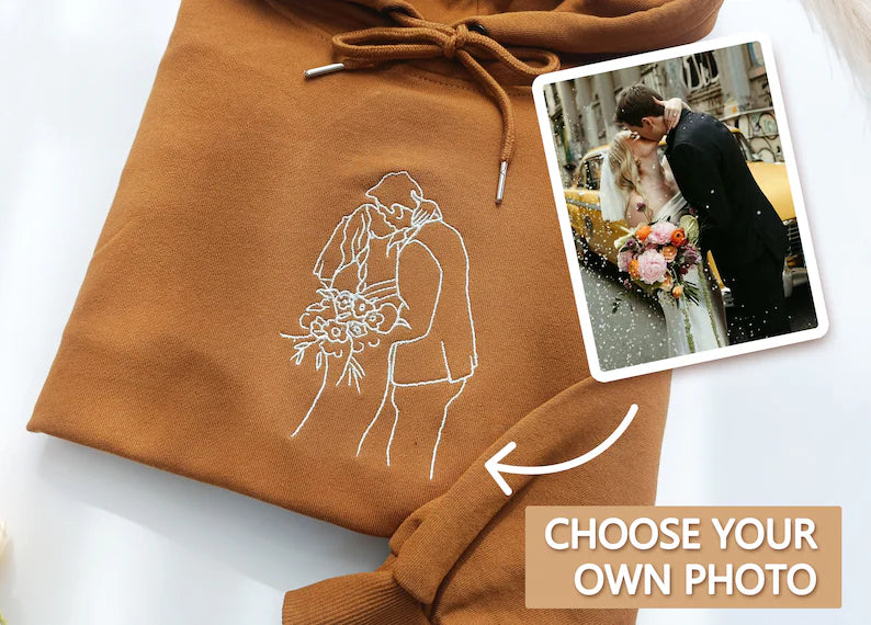 Sweat-shirt brodé personnalisé avec portrait de couple ou de famille - Cadeau idéal